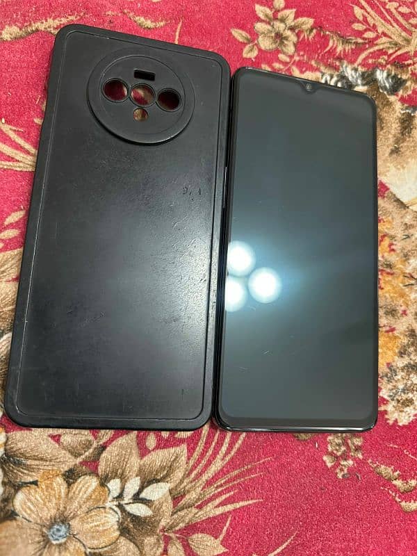 one plus 7t 8/128 dual sim waterpacked for sale read add plz 3