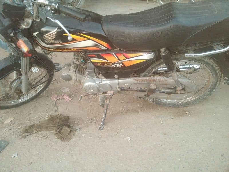 Honda karachi number final 115000 0