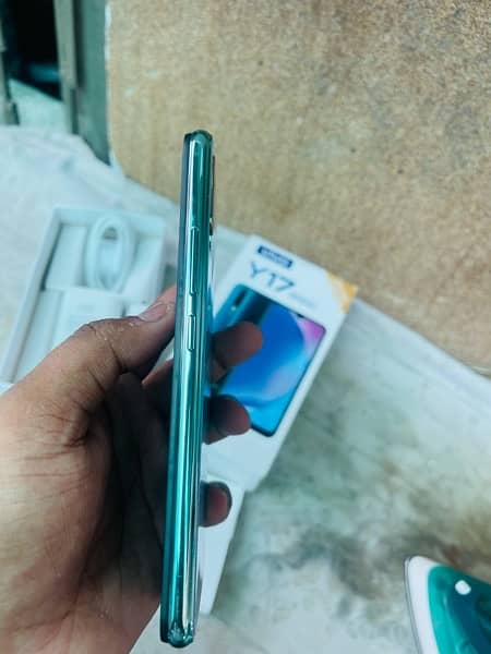 Vivo Y17 (8gb-256gb)urgent Sale. 0/3/2/9/7/7/5/7/4/1/3 7