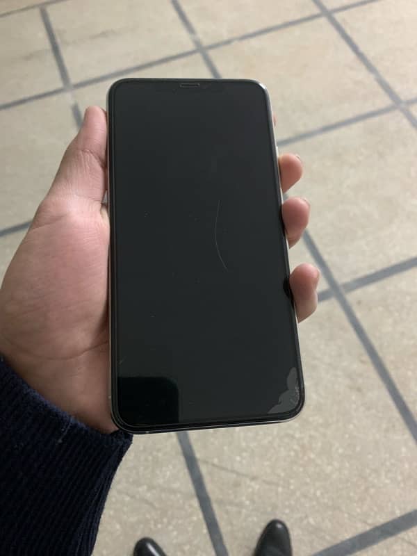 iphone 11 pro max 3