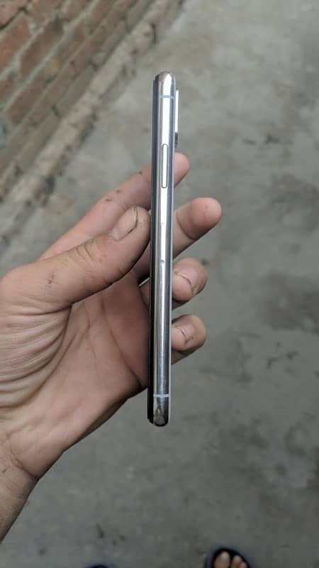 iPhone X 64gb pta approved 1