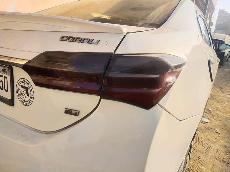 Toyota Corolla GLI 2016 New Kay 16