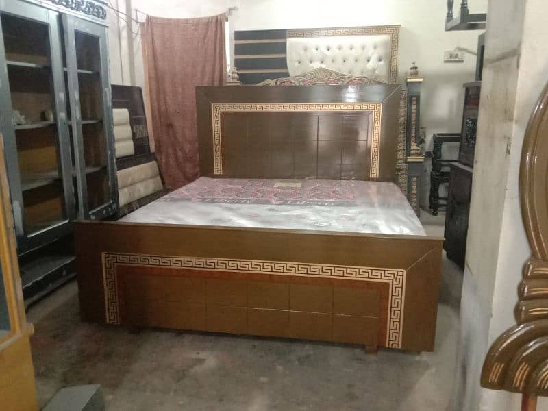 Double bed/bed set/brass bed/ 0