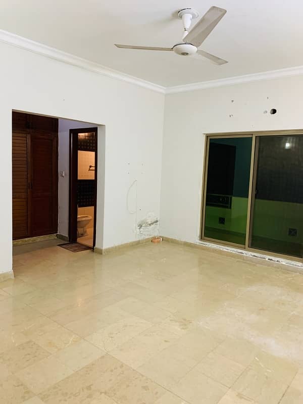 F-11 Markaz Luxury 2 Bedroom Un-Furnished Apartment Available for Rent in F-11 Markaz Islamabad 1