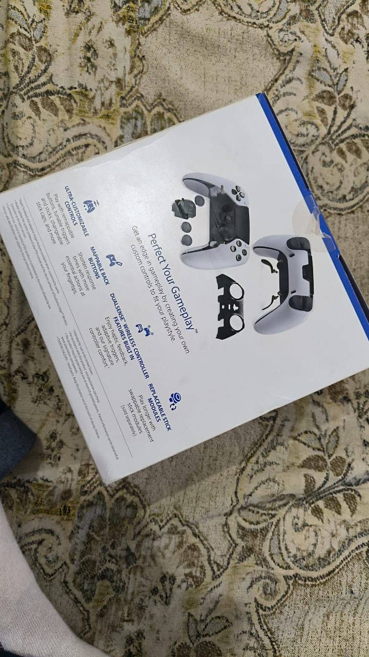 Ps5 edge controller (complete box) awesome condition 2