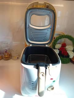 electric deep fryer