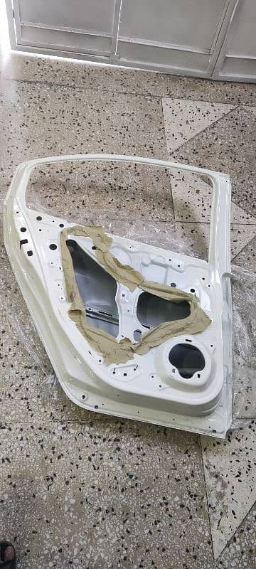 Car door of left rear passenger door honda city aspire 1.5 2022 model 11