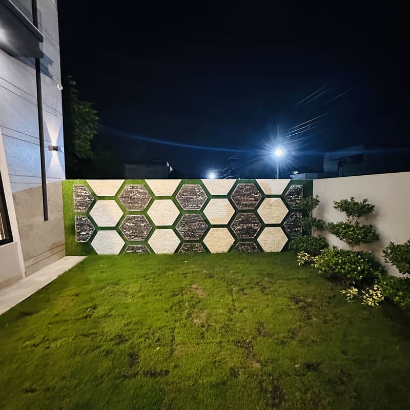 1 Kanal Modern Bungalow With Swimming Pool Available For Sale In Johar Town 4