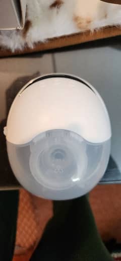 Wearable Handsfree Electric Breast Pump