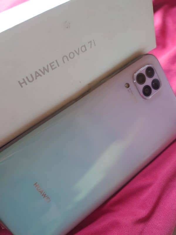 Huawei Nova 7i with original box and charger 2