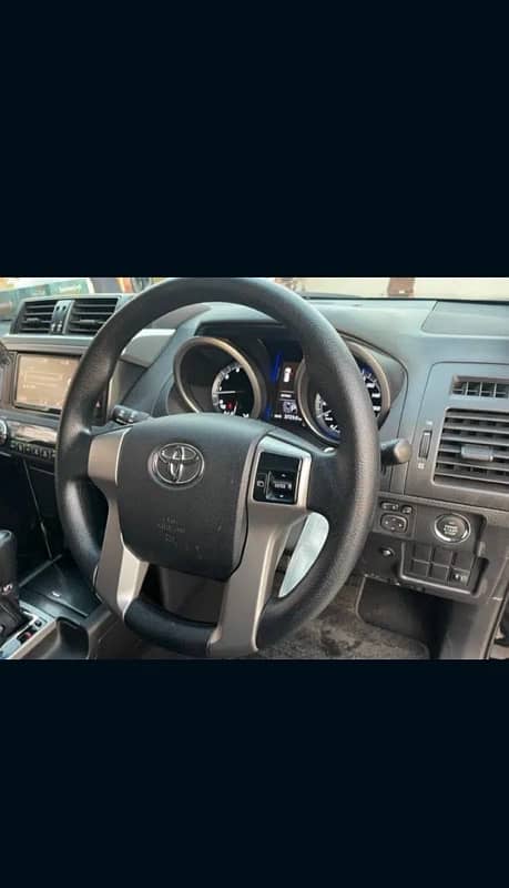 Toyota Prado 2016 1