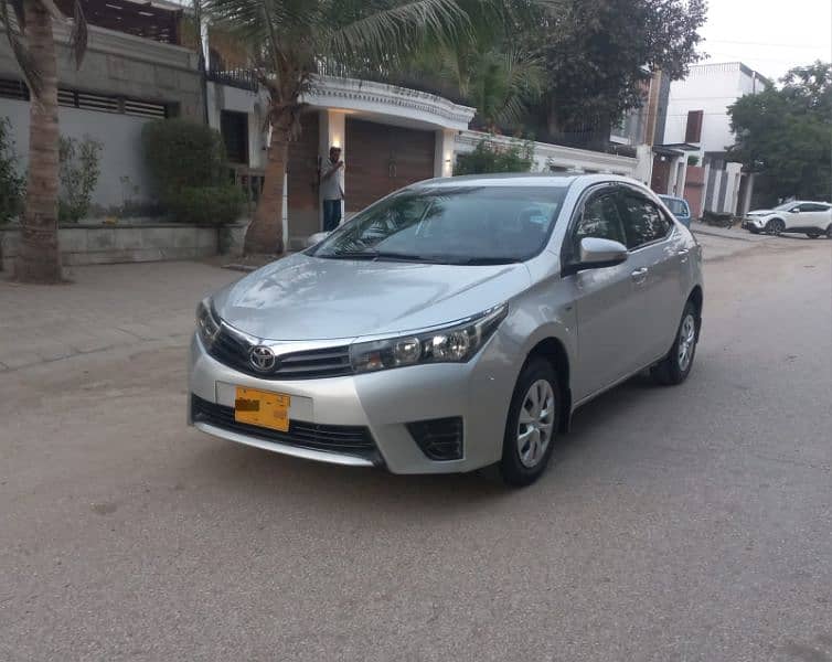 Toyota Corolla GLI Automatic 2016 3