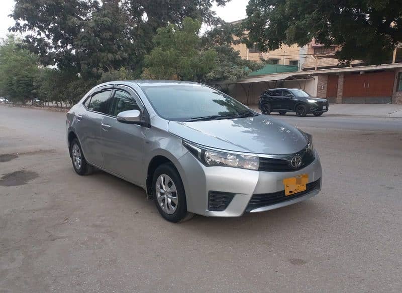 Toyota Corolla GLI Automatic 2016 4