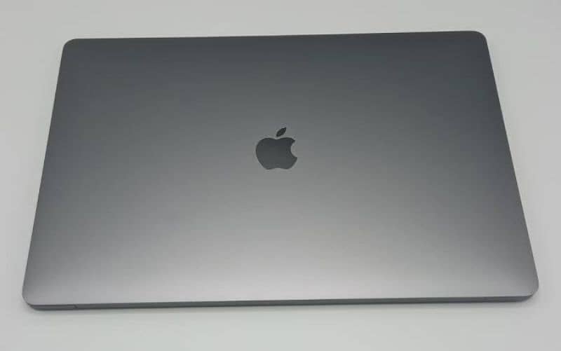 Macbook Pro 2019 9gen 16gb 512gb 0