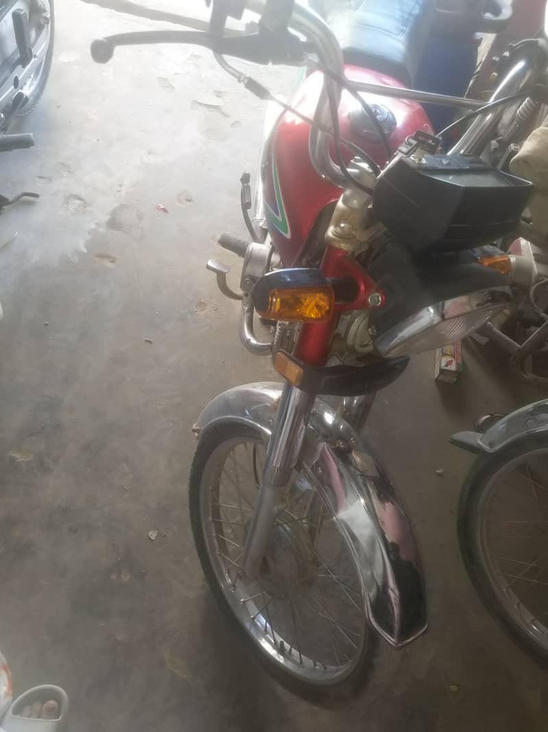 HONDA CD 70 4