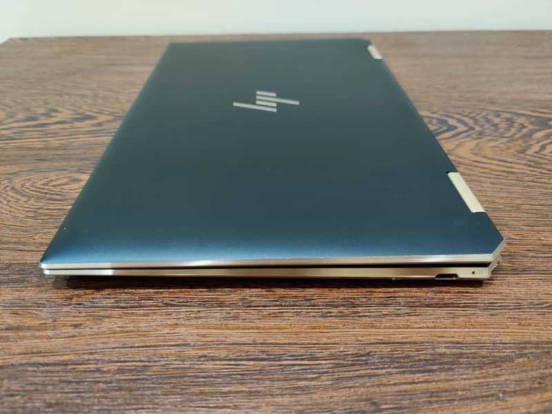 HP Laptop Spectre 13 Nocturne Blue Gem Cut 6