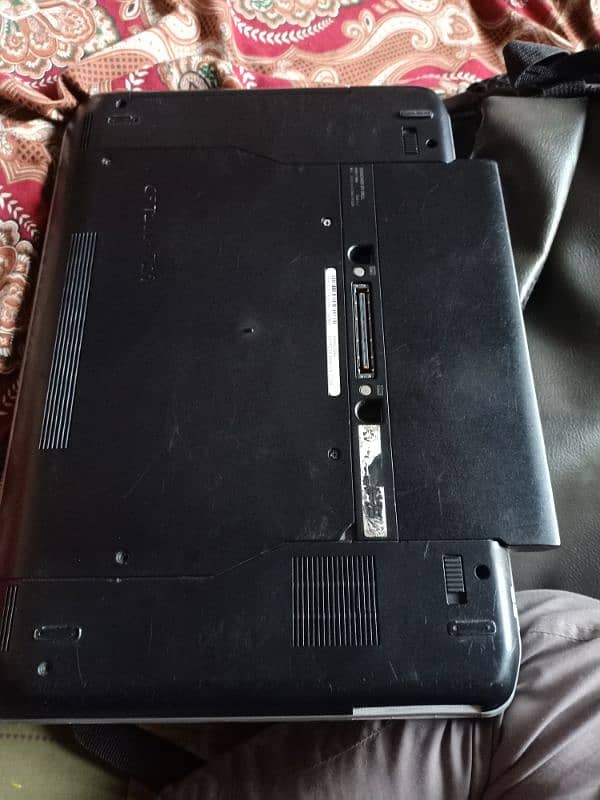 Dell latitude i5 2nd generation 7/10 condition 3