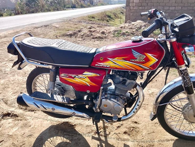 honda 125 model 21 10by 10 5