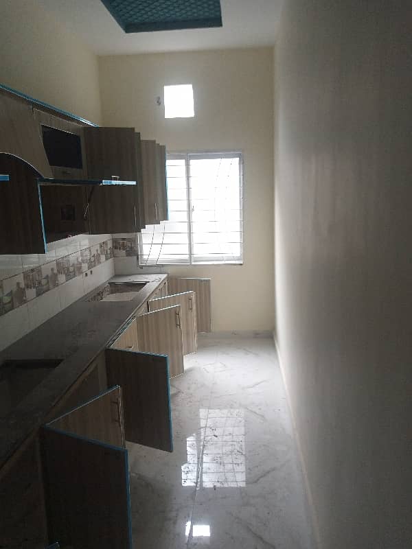 10 Marla Almost Brand New Best Location HOUSE 17