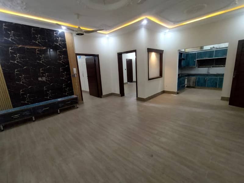 10 Marla Upper Portion Available For Rent in Overseas B Bahria Town Lahore 0