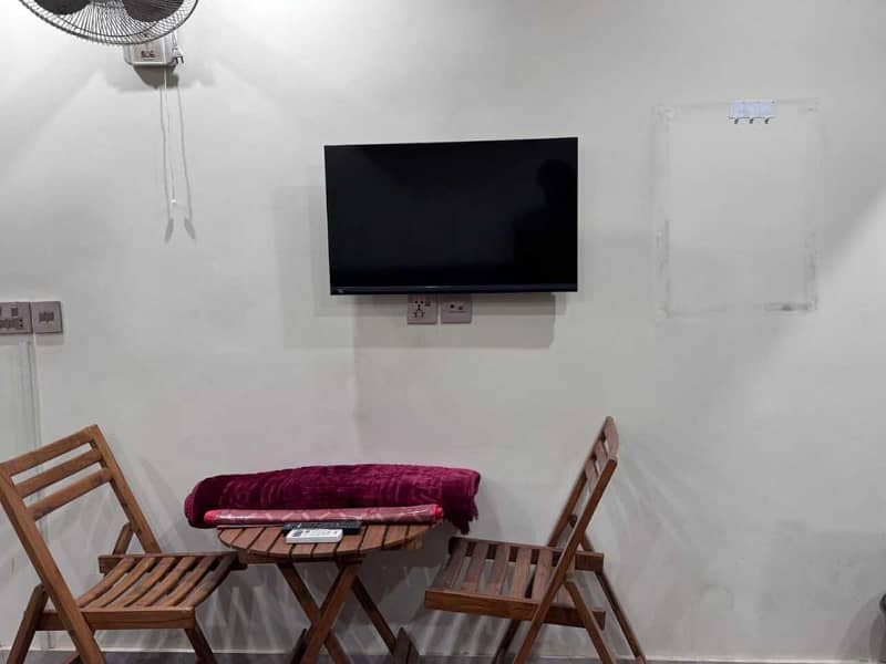 1 Bed Fully Furnished Flat Available For Rent in Sector C Bahria Town Lahore 3