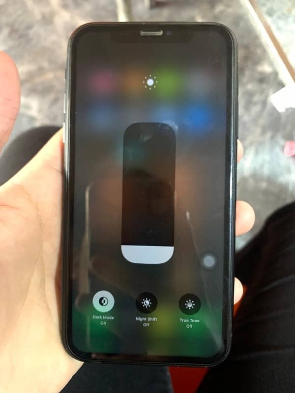 IPhone XR 8