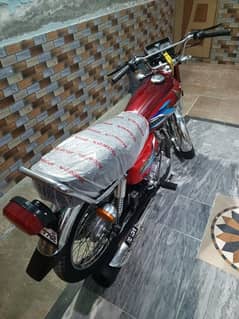 Honda 125 (23/24) urgent sale (03099019119)