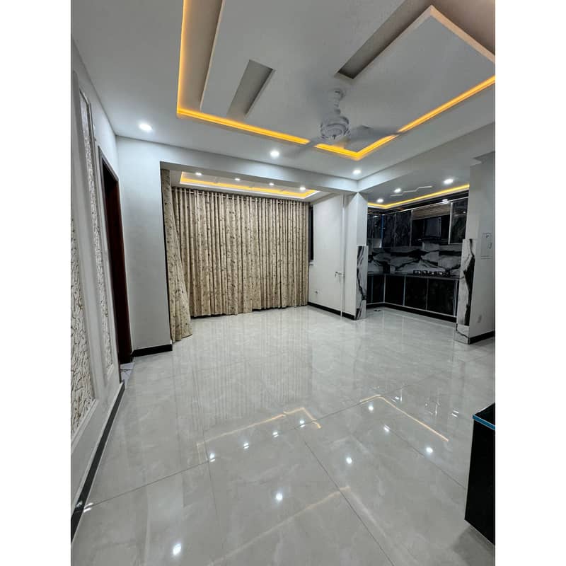 Flat for sale 1st floor 0