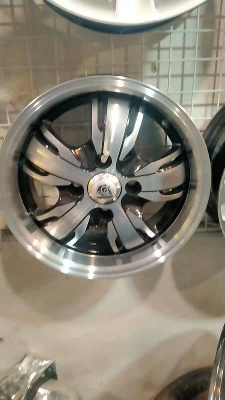 13size rim 100pch new alto/wgnor any japnies cars are fix it 1