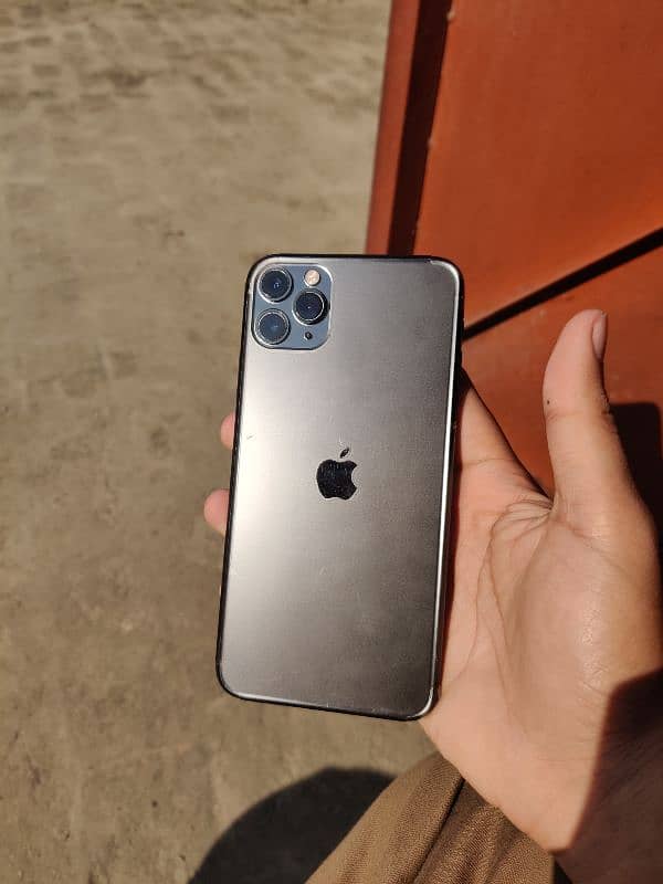 iPhone 11pro max 0