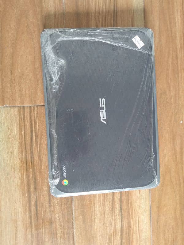 Asus C202 | 4GB Ram | 16GB SSD | Playstore Supported Chromebook 3