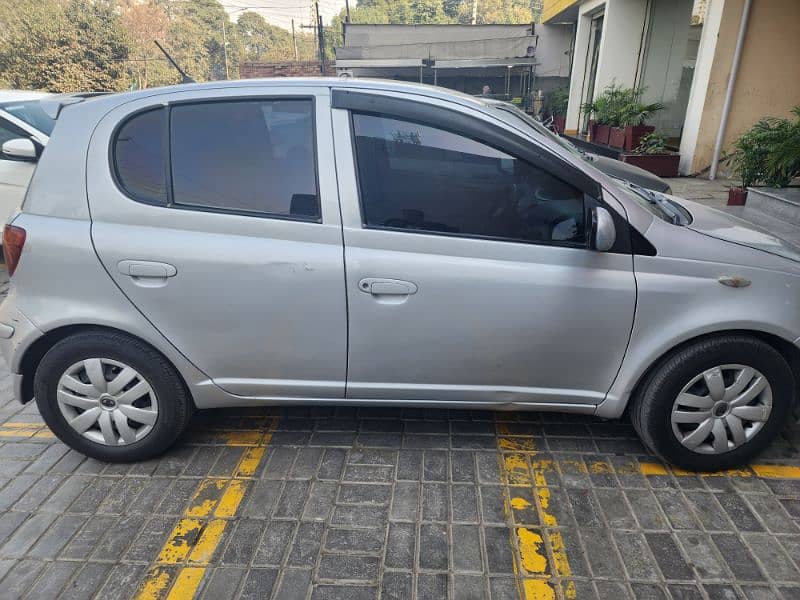 Toyota Vitz 2007 1