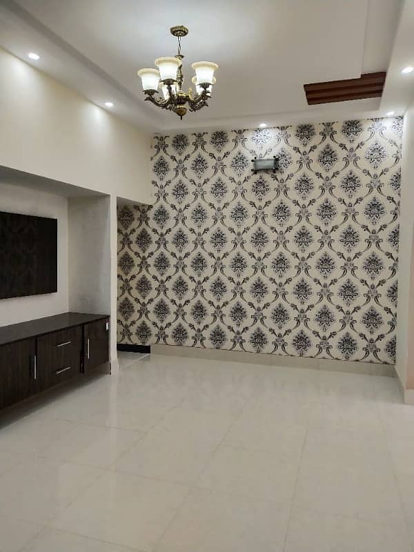 Beautiful 17-Marla, Corner Bungalow Near Park For Rent in Model Town, E-Block 25