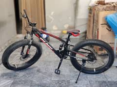 Skid Fusion Mountain Bicycle - Fat Tyre