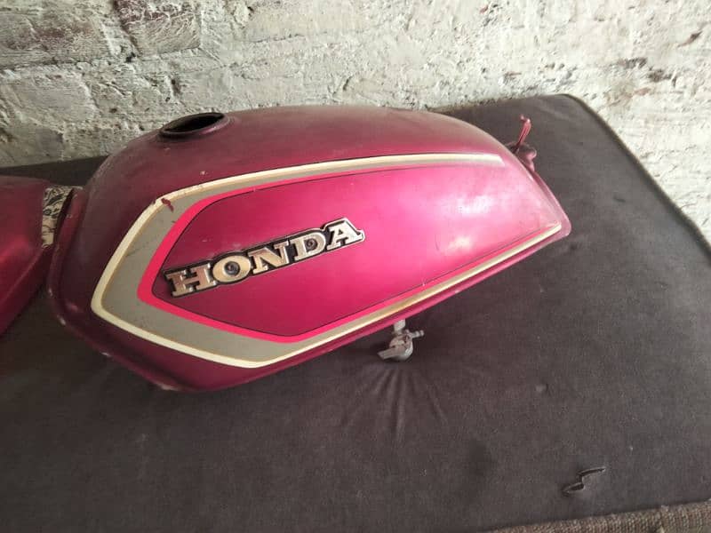 Honda 70ka ha fuel tank ha 1