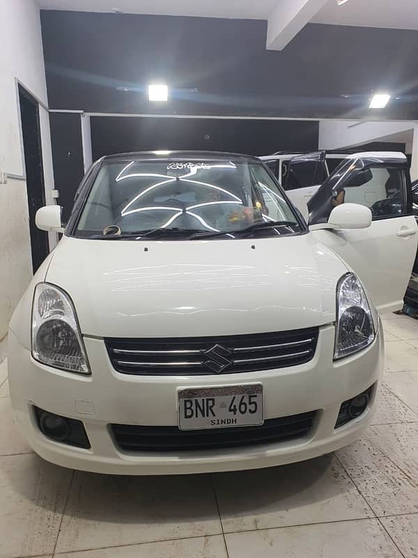 Suzuki Swift 2018 DLX Auto 0