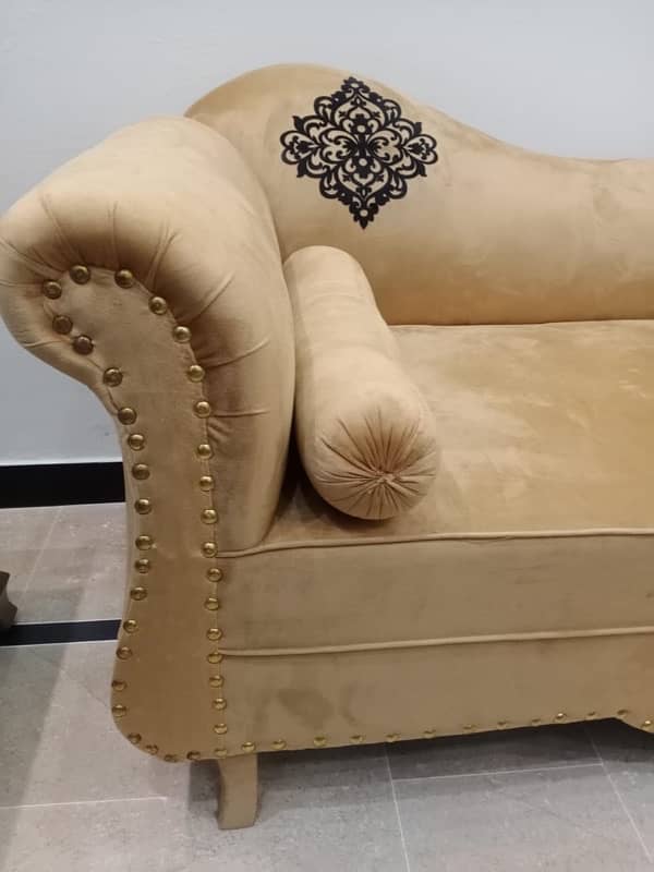 brand new settee 2