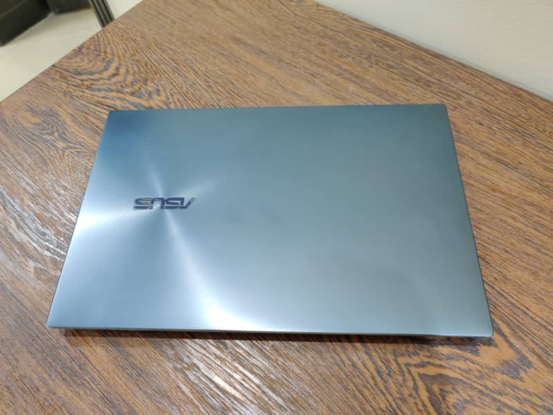 Asus Zenbook 13 OLED 1TB 6