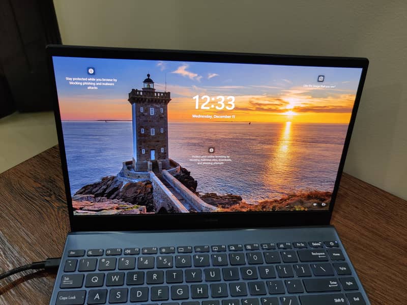 Asus Zenbook 13 OLED 1TB 10