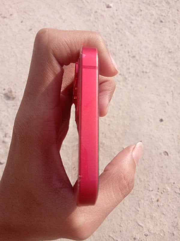 iPhone 12 all ok water park 10 by 10 condition 64 GB battery 98 6