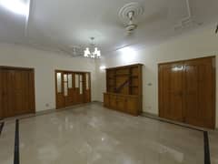 14 Marla upper portion for Rent in G13-3