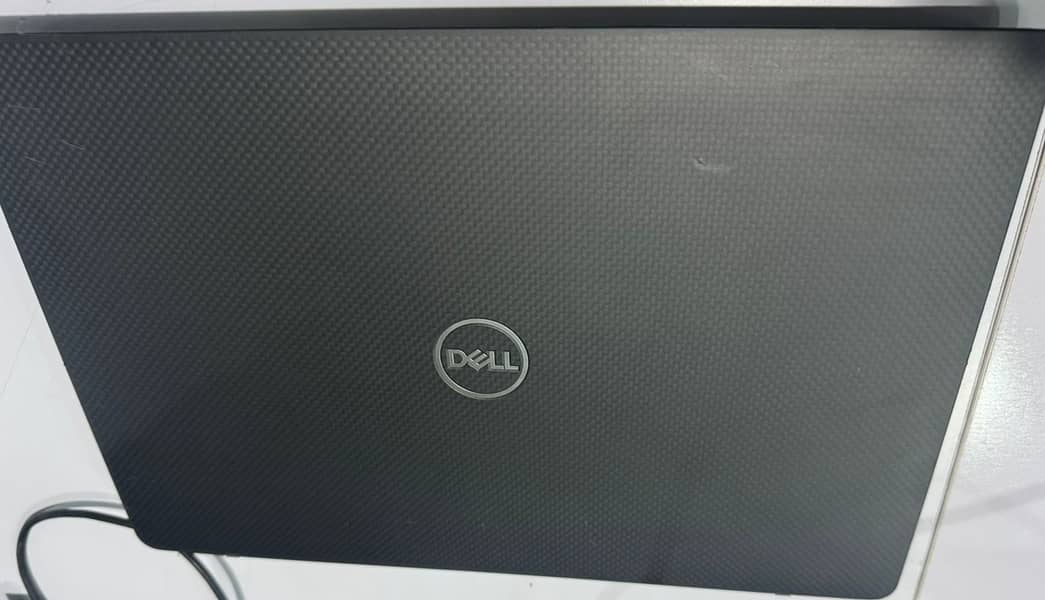 Dell Latitude 7300 4