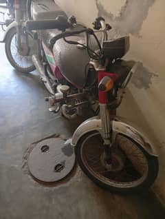 sell the Honda CD70