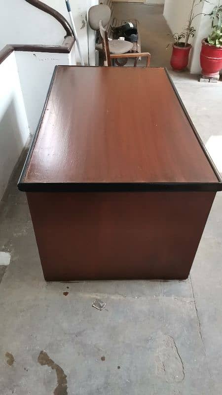 Office Table for sale Good Condition 0