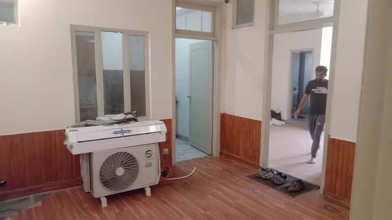 4 Marla 2nd Floor Office Available For Rent 2