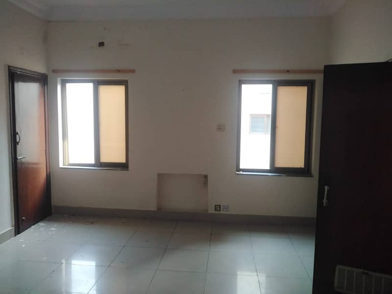 1 Kanal Upper Portion Available For Rent in Sui Gas Society Nar to Phase 5 0