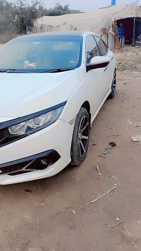 Honda Civic Oriel 2017 3