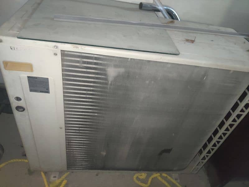 Daikin 4 Ton Heat & Cool Floor AC 3