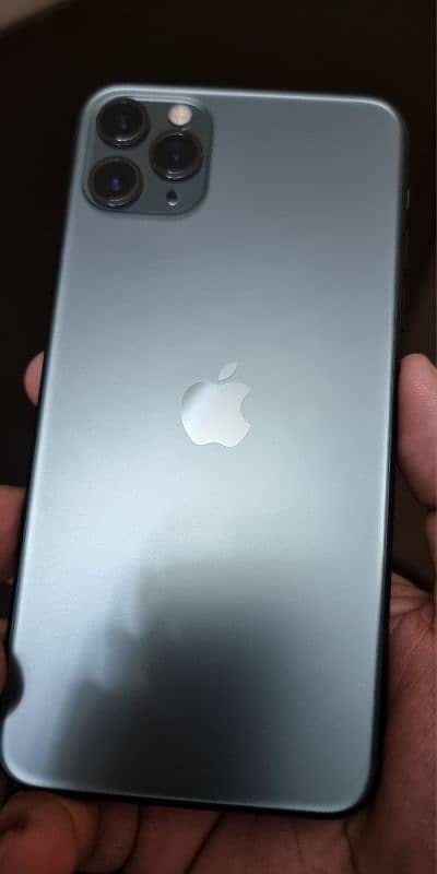 iPhone 11 Pro Max, PTA Approved 256 GB 1