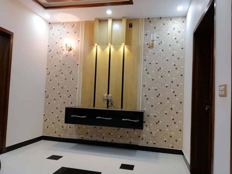 5 Marla Luxury House For Rent In Tulip Block Bahria Town Lahore 4